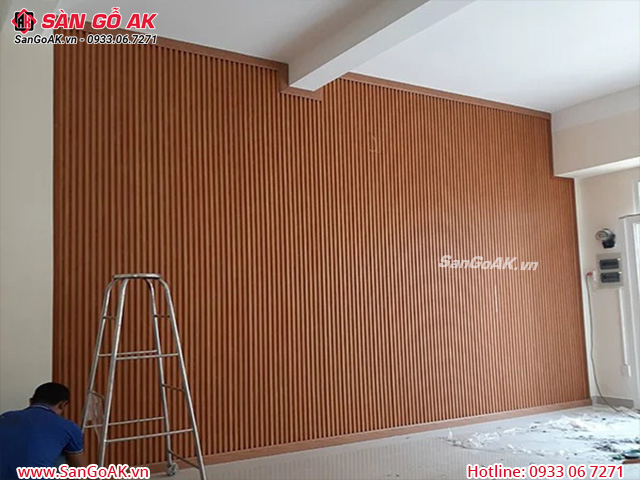 Tấm ốp nhựa lam 5 sóng thấp 803 vân gỗ đỏ cam